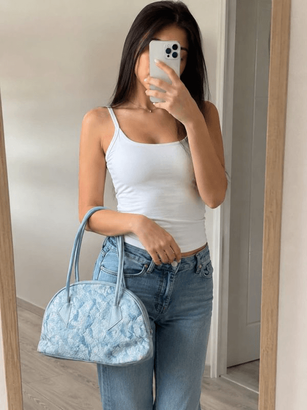 Cartera celeste chica